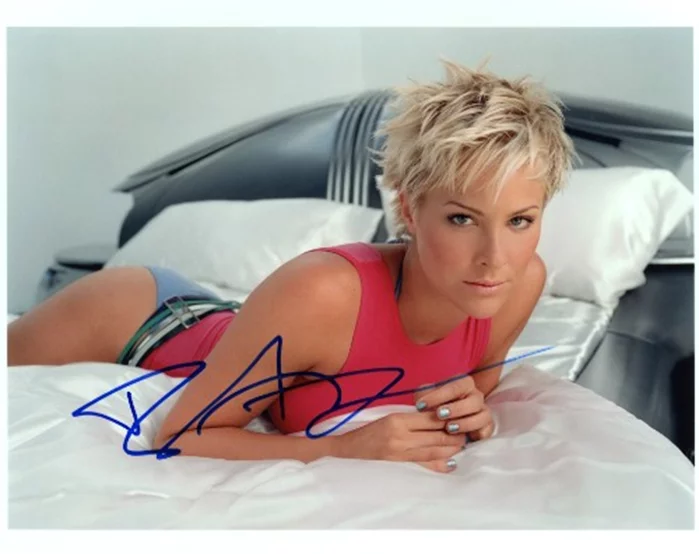Brittany Daniel autograph