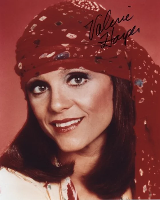 Valerie Harper autograph