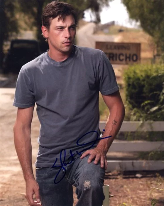 Skeet Ulrich autograph