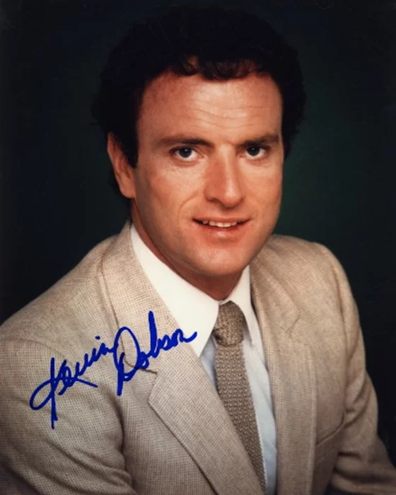 Kevin Dobson autograph