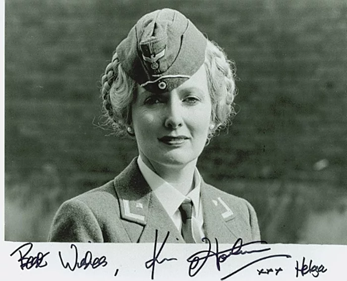 Kim Hartman autograph