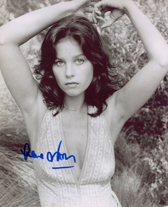 Lana Wood autograph