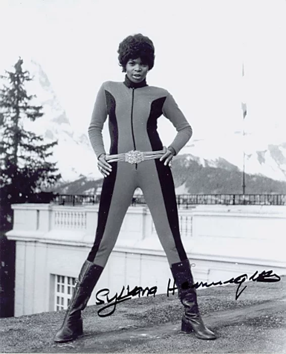 Sylvana Henriques autograph