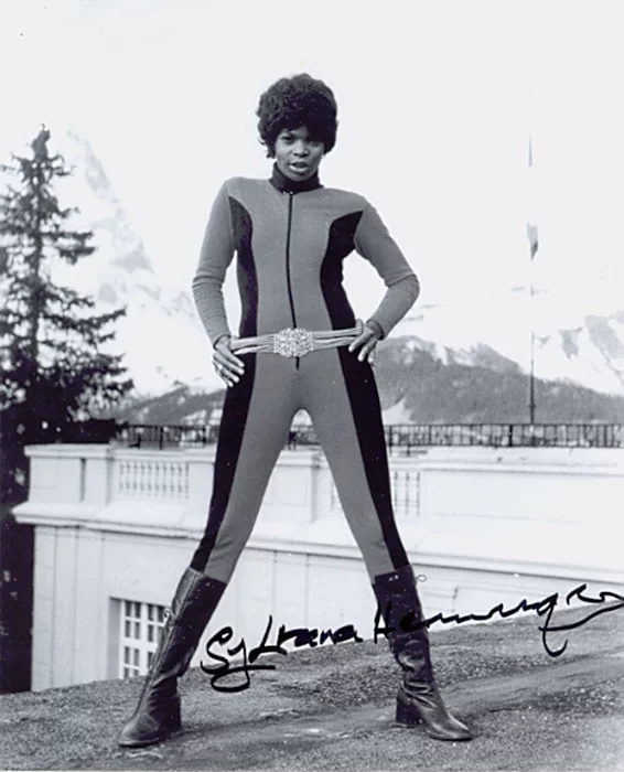Sylvana Henriques autograph