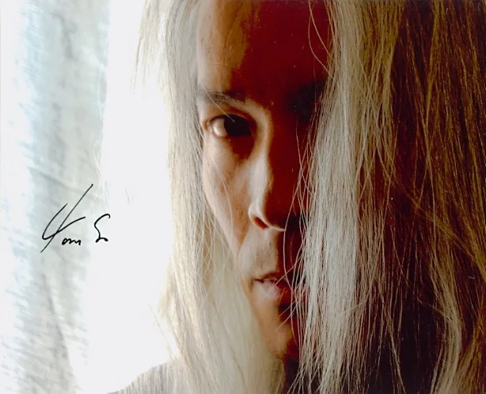 Tom So autograph