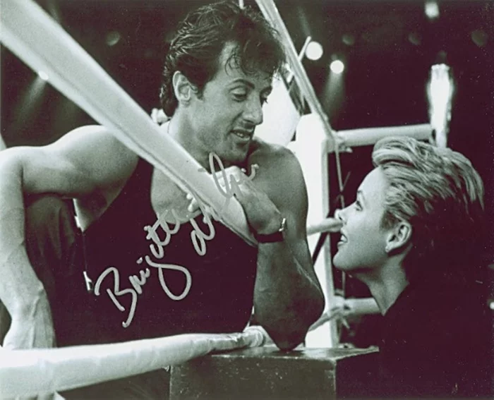 Brigitte Nielsen autograph