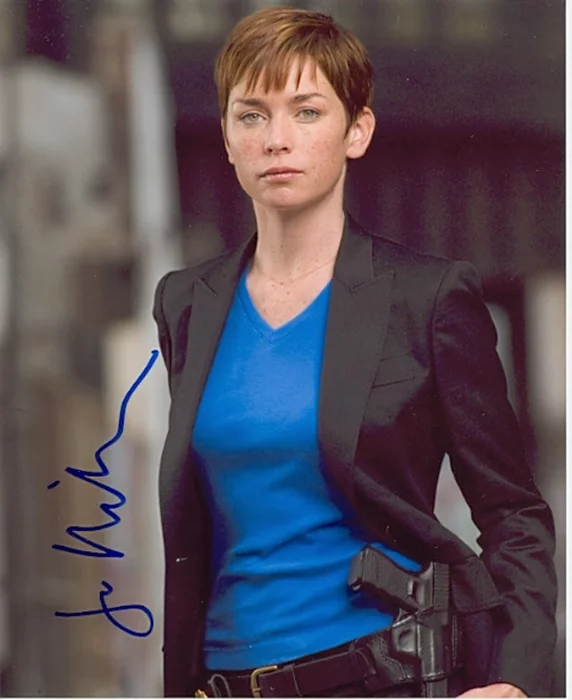 Julianne Nicholson autograph