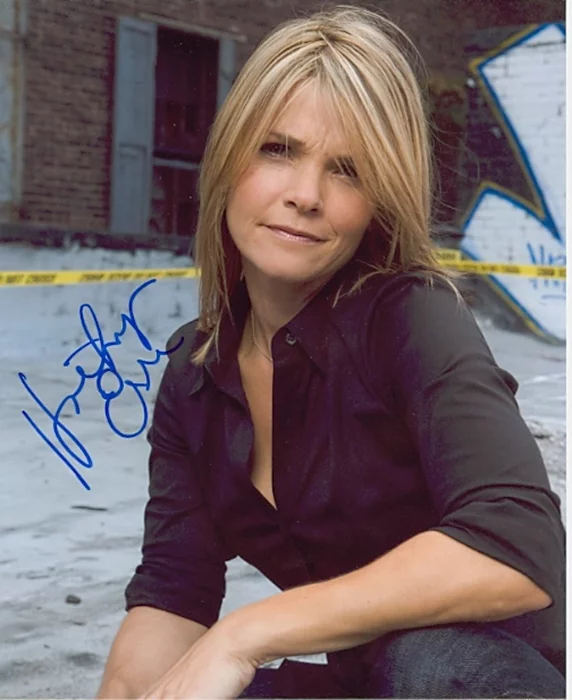 Kathryn Erbe autograph