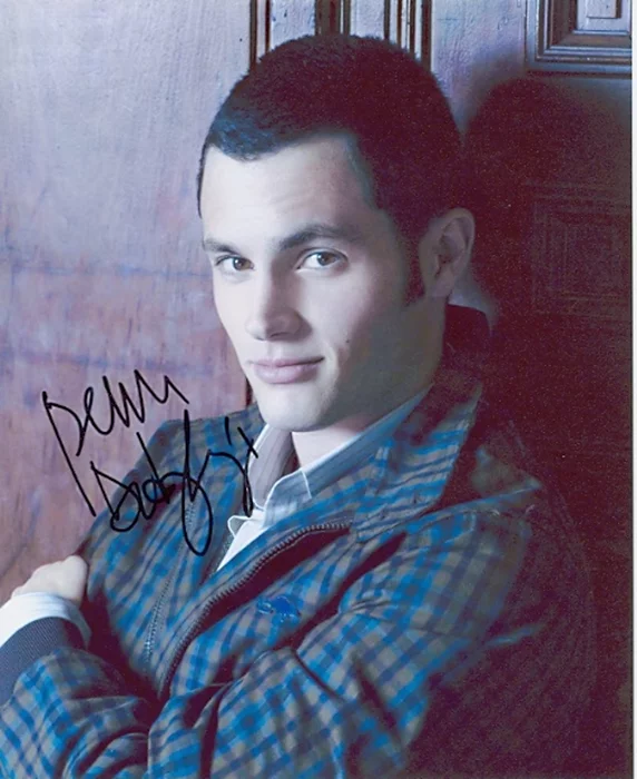 Penn Badgley autograph