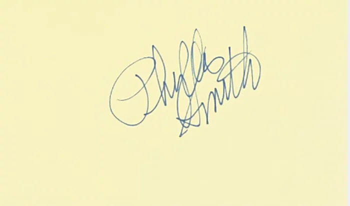Phyllis Smith autograph