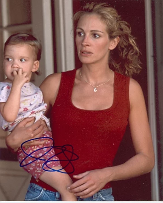 Julia Roberts autograph