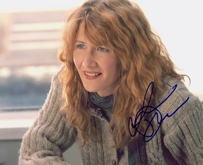 Laura Dern autograph