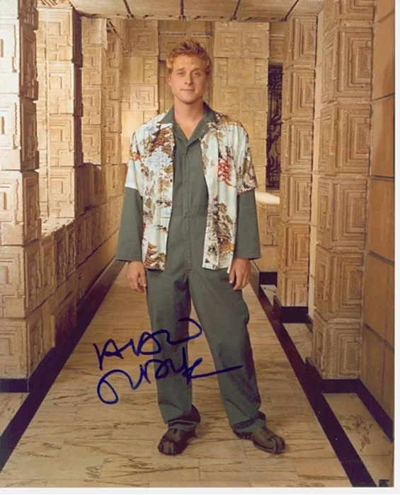 Alan Tudyk autograph