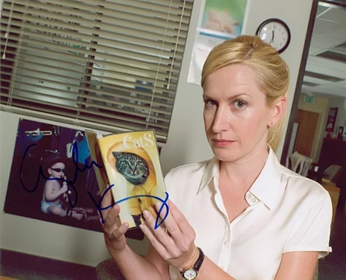 Angela Kinsey autograph