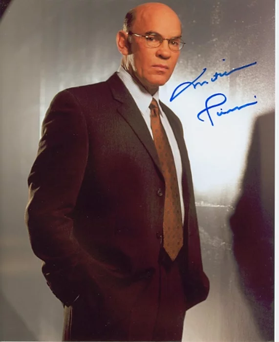 Mitch Pileggi autograph