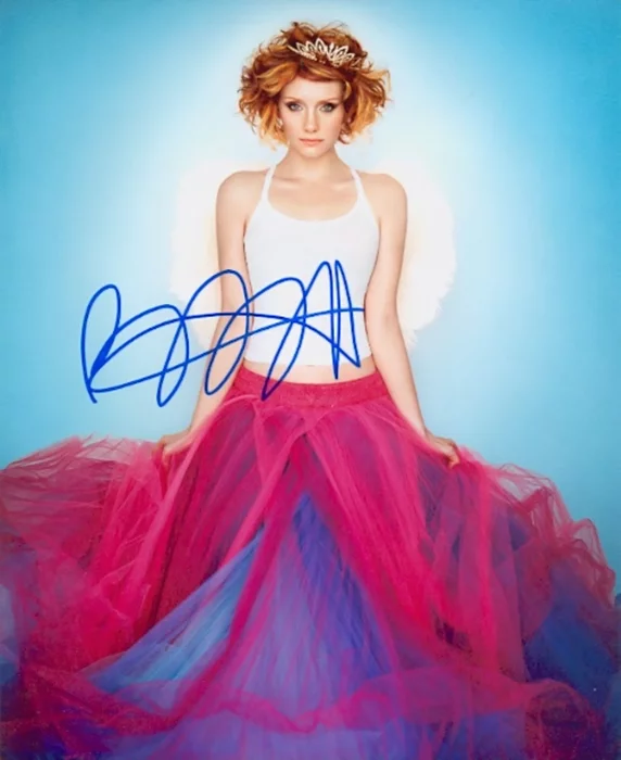 Bryce Dallas Howard autograph