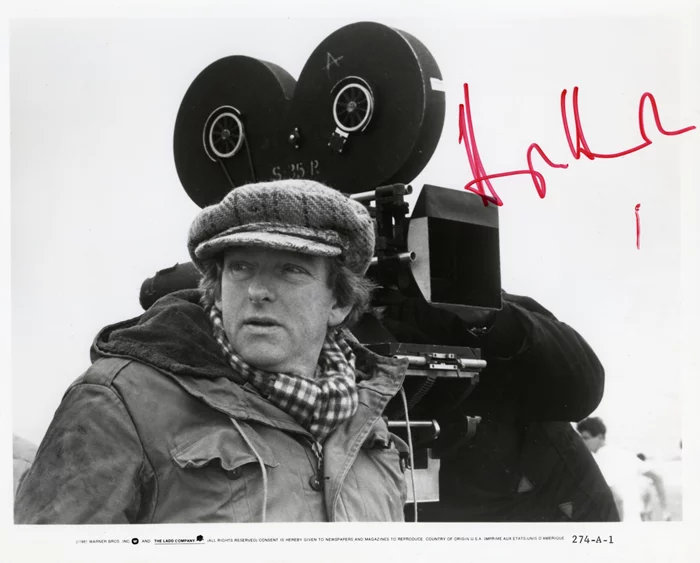 Lasse Hallstrom autograph