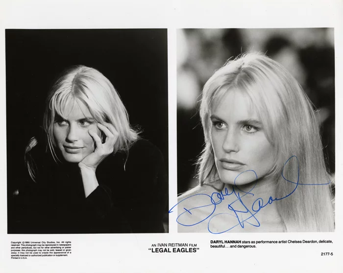 Daryl Hannah autograph