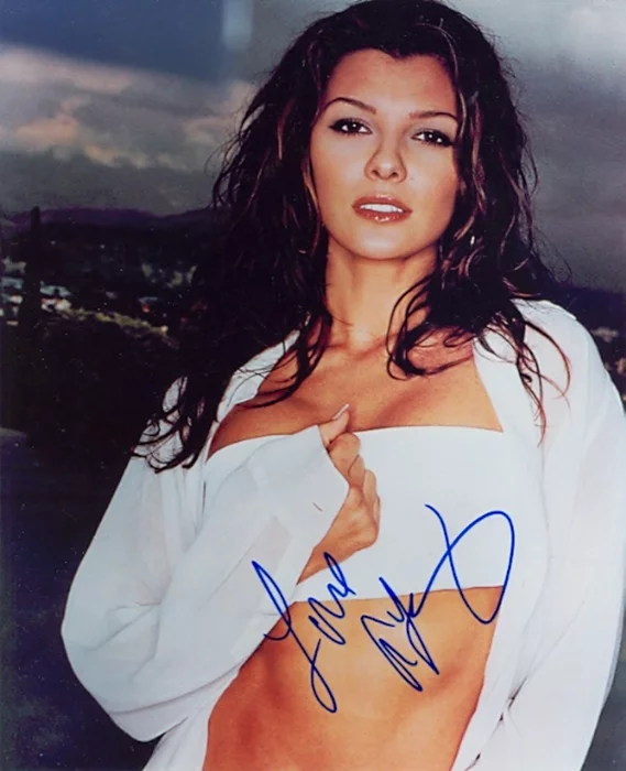 Ali Landry autograph