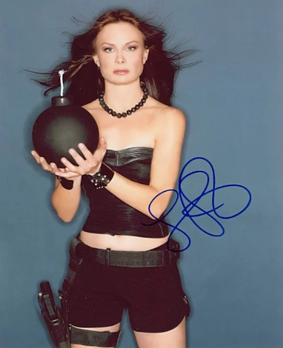 Mary Lynn Rajskub autograph
