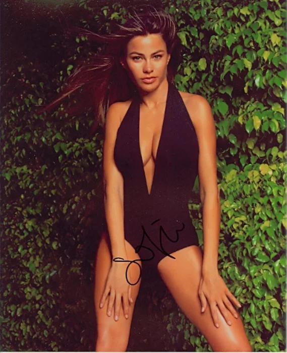 Sofia Vergara autograph