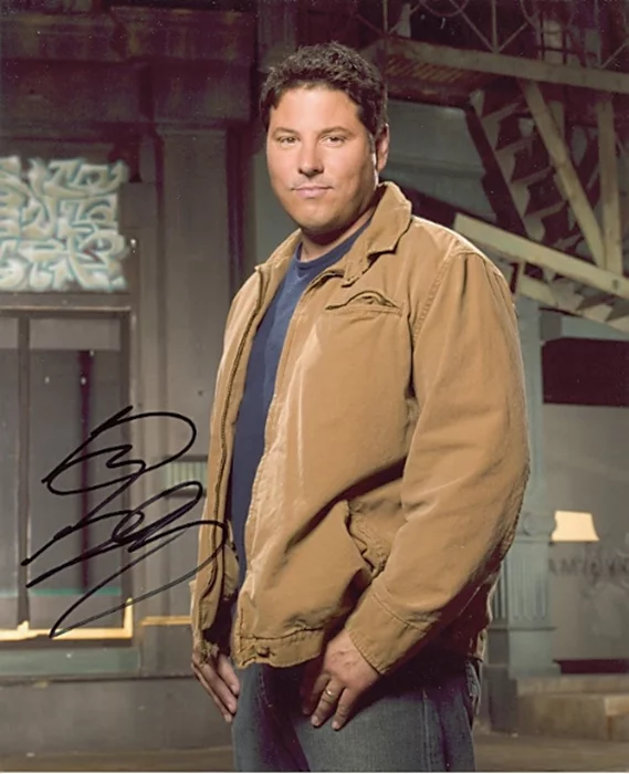 Greg Grunberg autograph