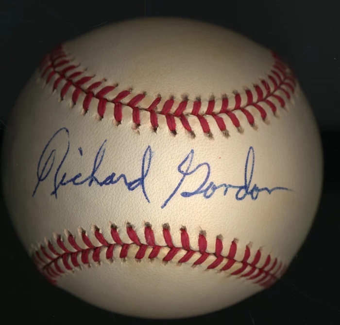 Richard Gordon autograph