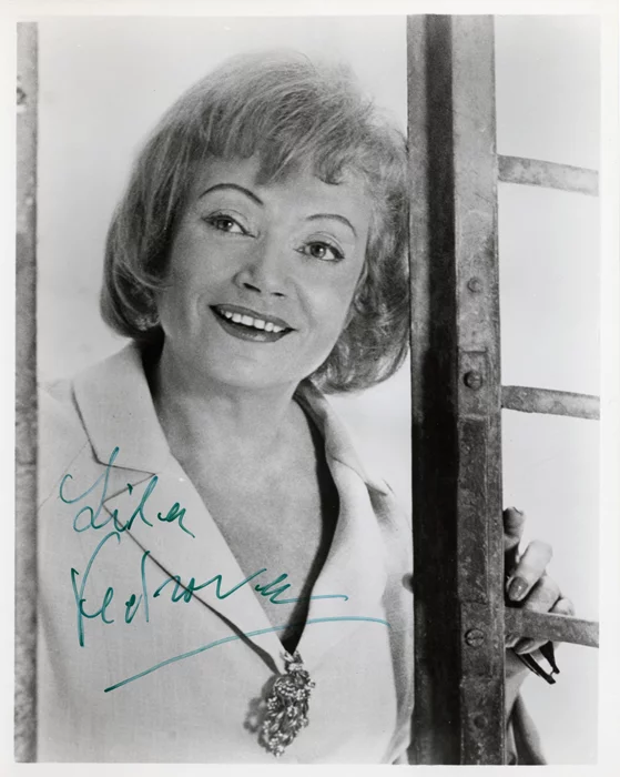 Lila Kedrova autograph