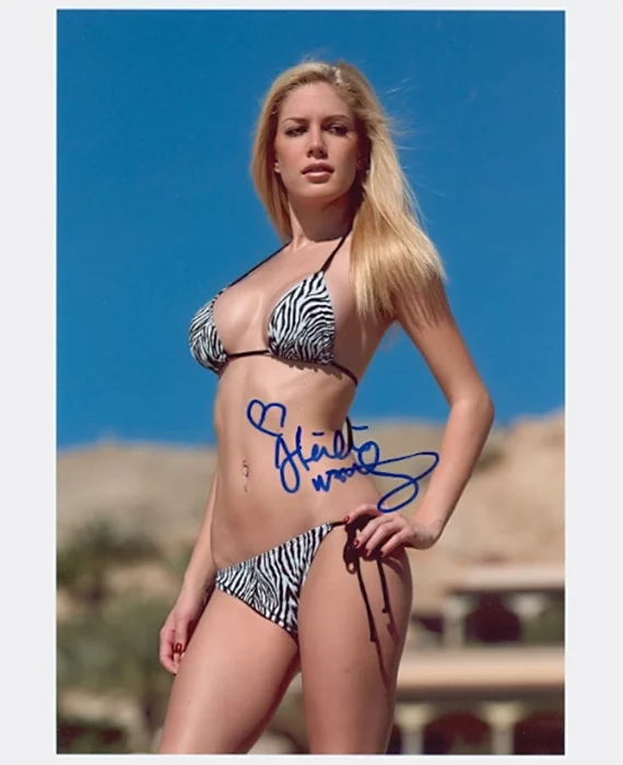 Heidi Montag autograph