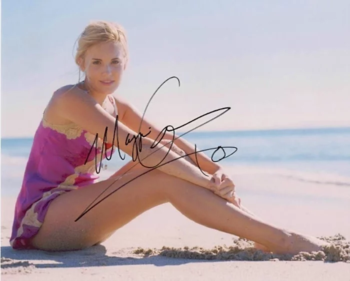 Maggie Grace autograph