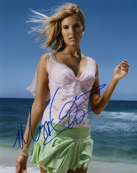 Maggie Grace autograph