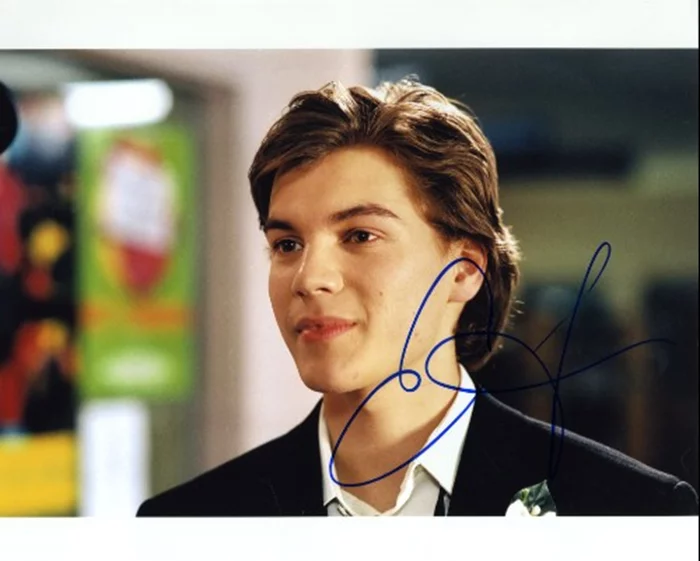Emile Hirsch autograph