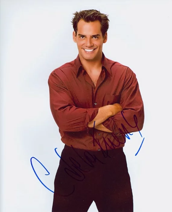 Cristian De La Fuente autograph