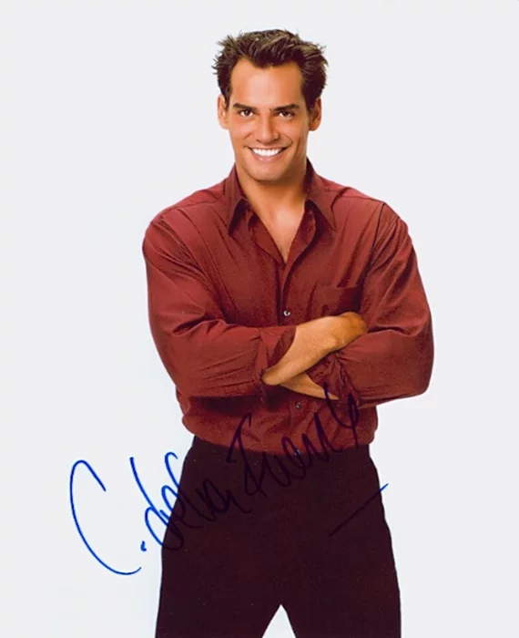 Cristian De La Fuente autograph