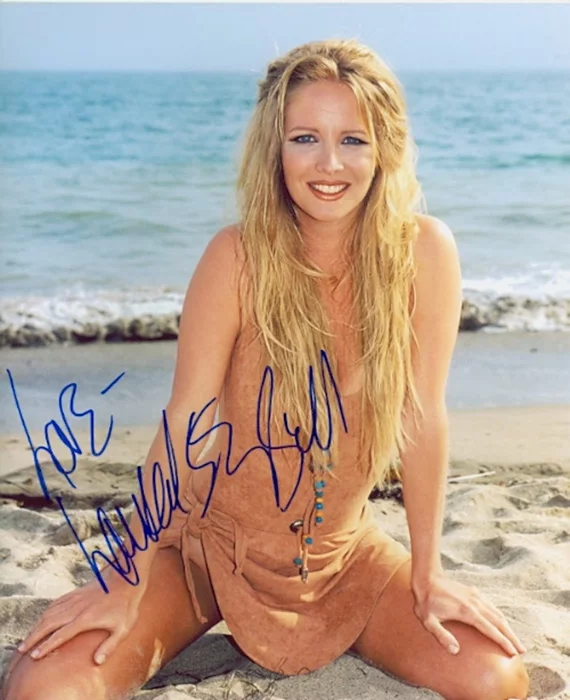 Lauralee Bell autograph