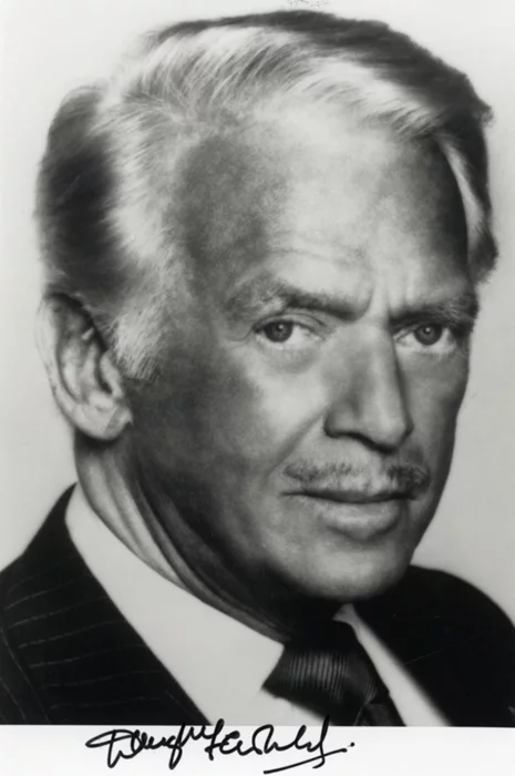 Douglas Fairbanks, Jr. autograph