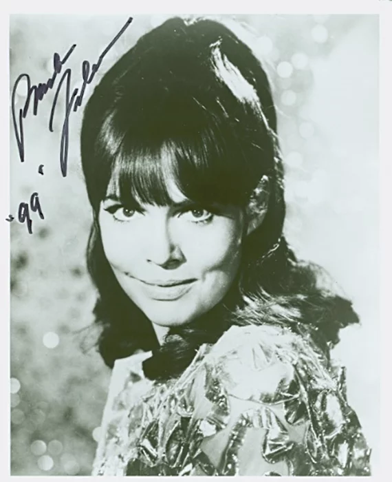 Barbara Feldon autograph