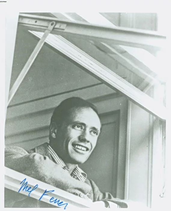 Mel Ferrer autograph