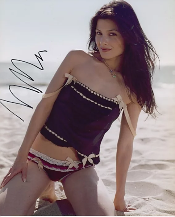 Natassia Malthe autograph