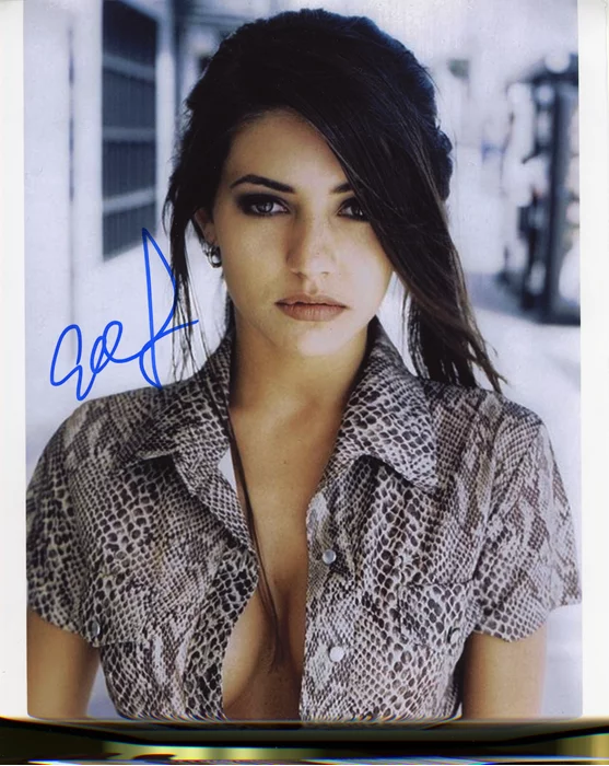 Eileen Grund autograph
