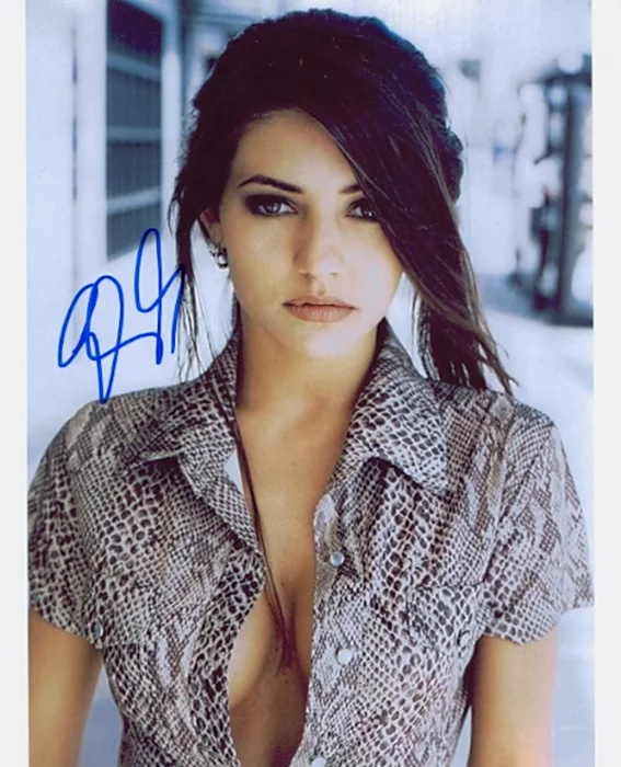 Eileen Grund autograph