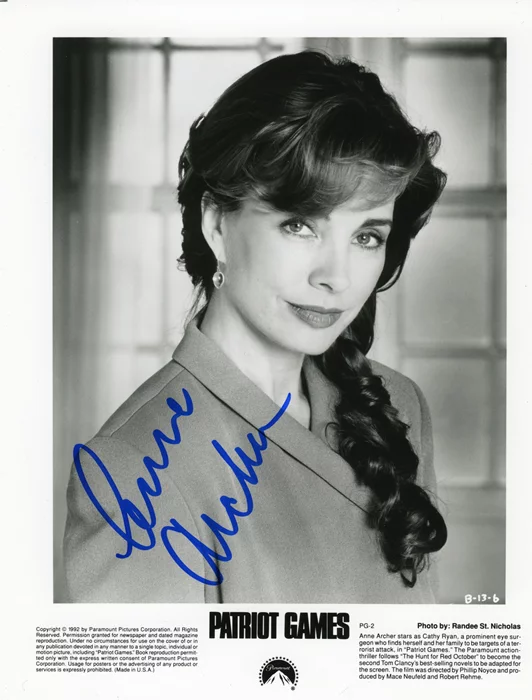Anne Archer autograph