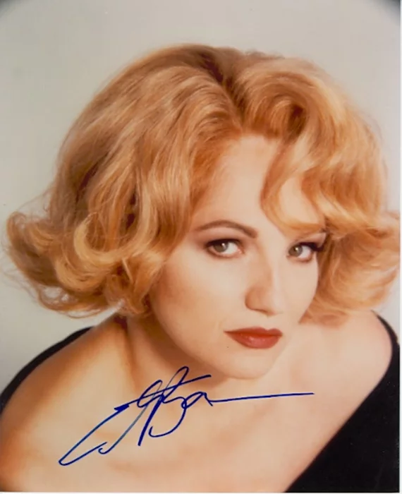 Ellen Barkin autograph