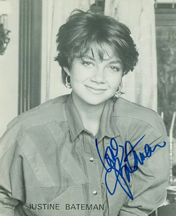 Justine Bateman autograph