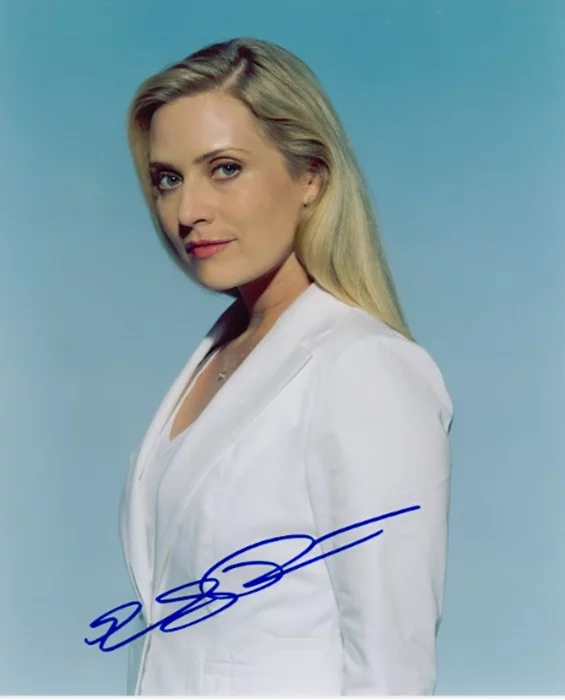 Emily Procter autograph