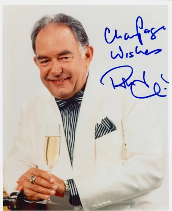 Robin Leach autograph