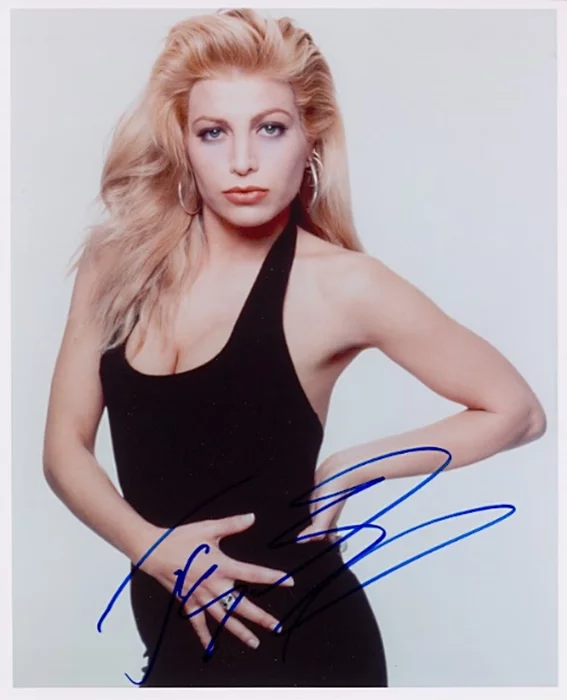 Taylor Dayne autograph