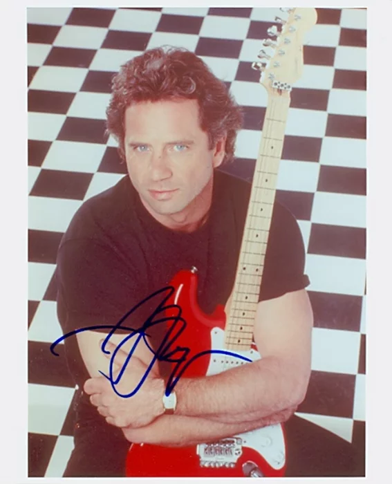 Tom Wopat autograph