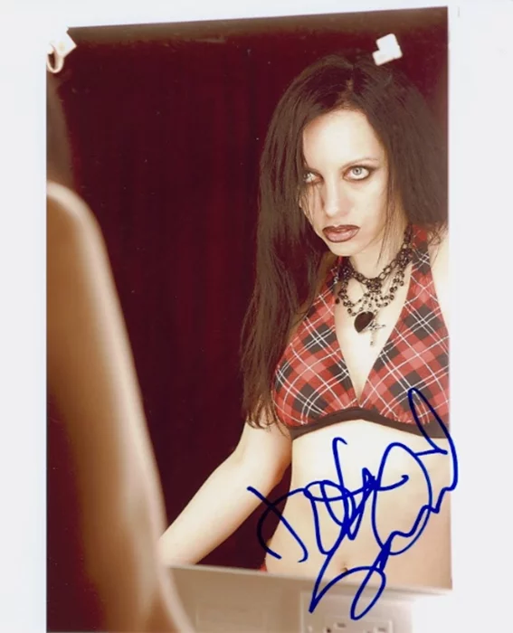 Roxy Saint autograph