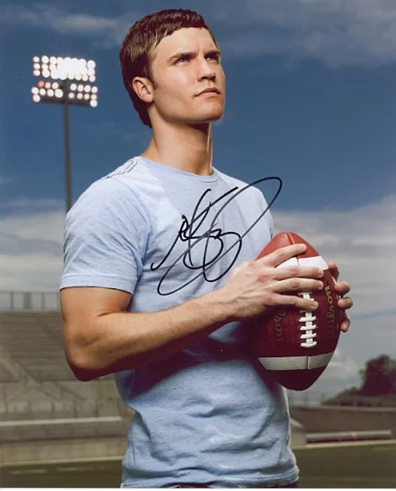 Scott Porter autograph